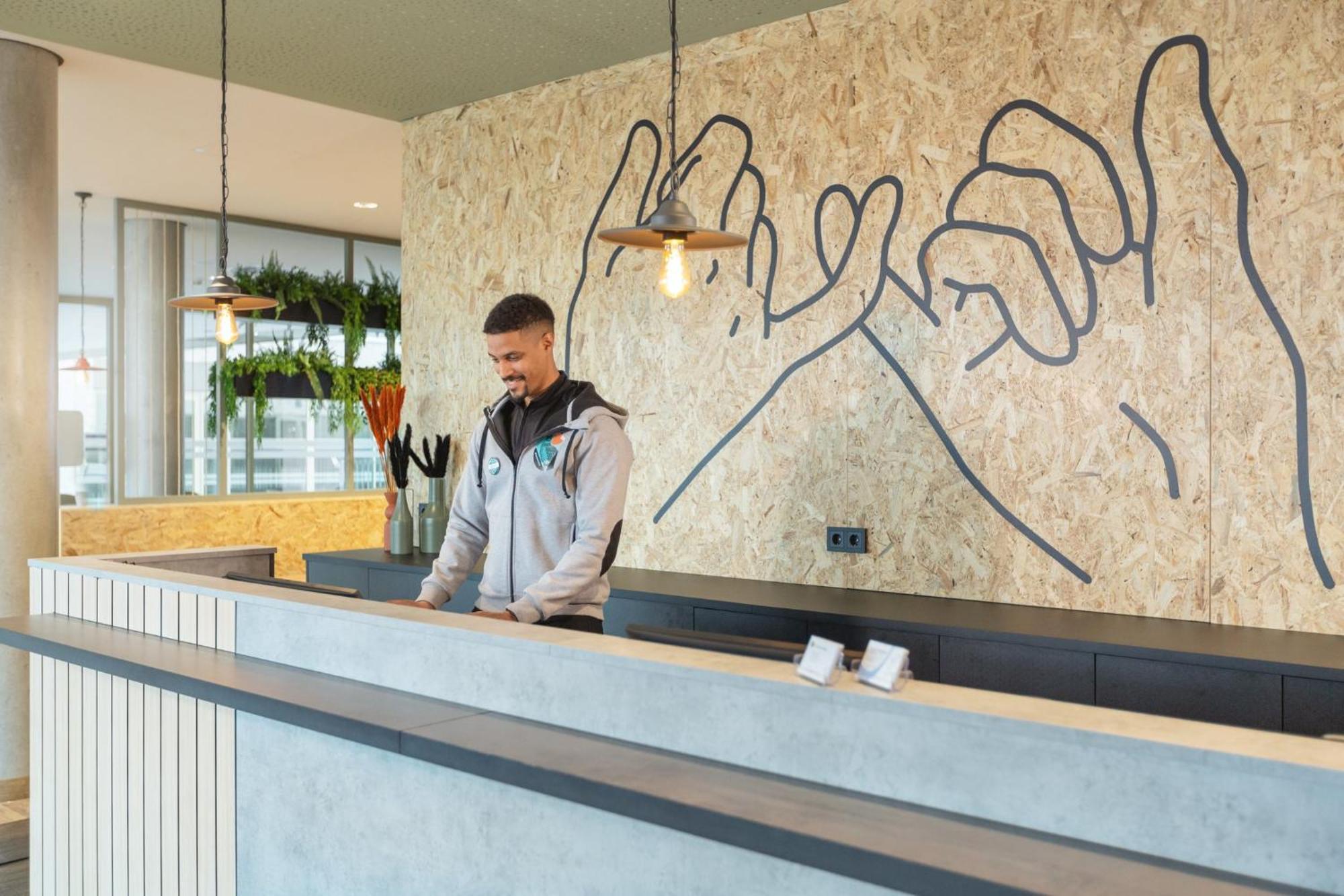 Holiday Inn - The Niu, Amity Potsdam By Ihg Екстериор снимка
